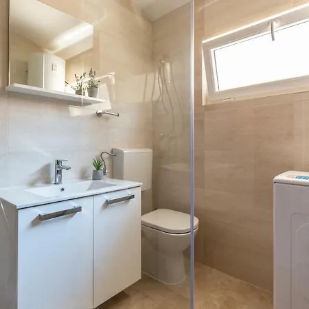 Two-bedroom In Διαμέρισμα